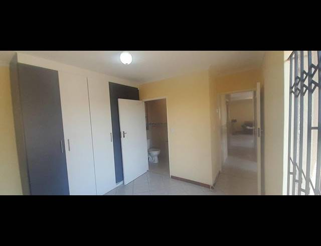 3 BEDROOM HOUSE FOR SALE IN COSMO CITY